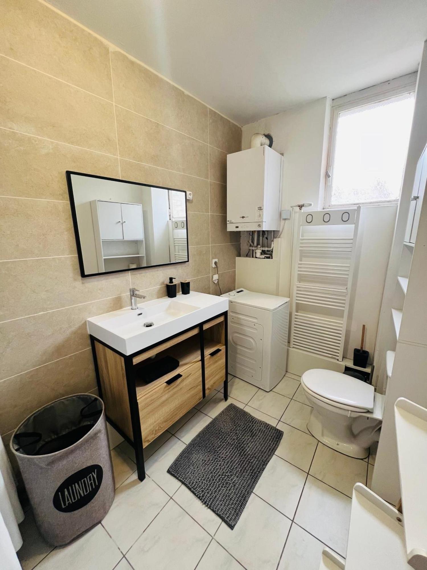 Apt 2 Chic, 60M2, 2 Chambres, Centre Valenciennes Exterior photo